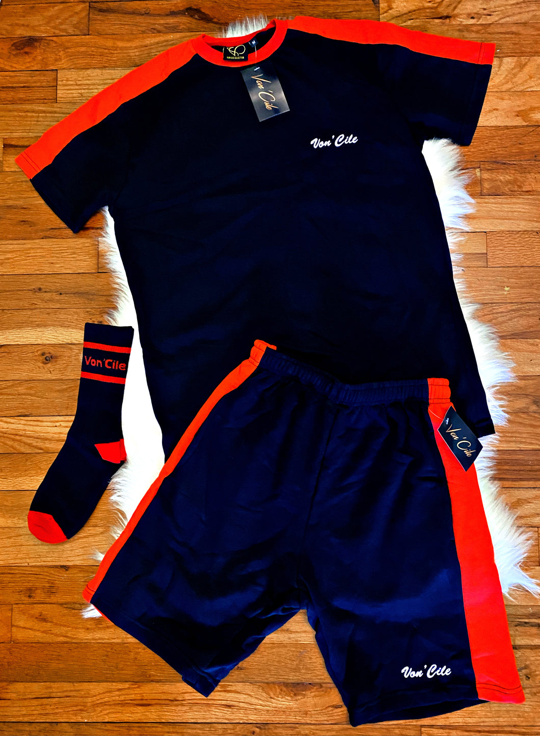 Von’Cile Men 2pc Shirt and Jogger Shorts Set